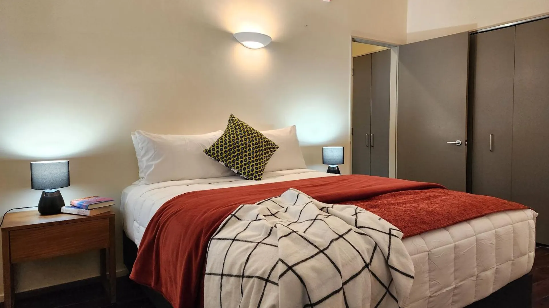 U Suites On Egmont Wellington Appartamento